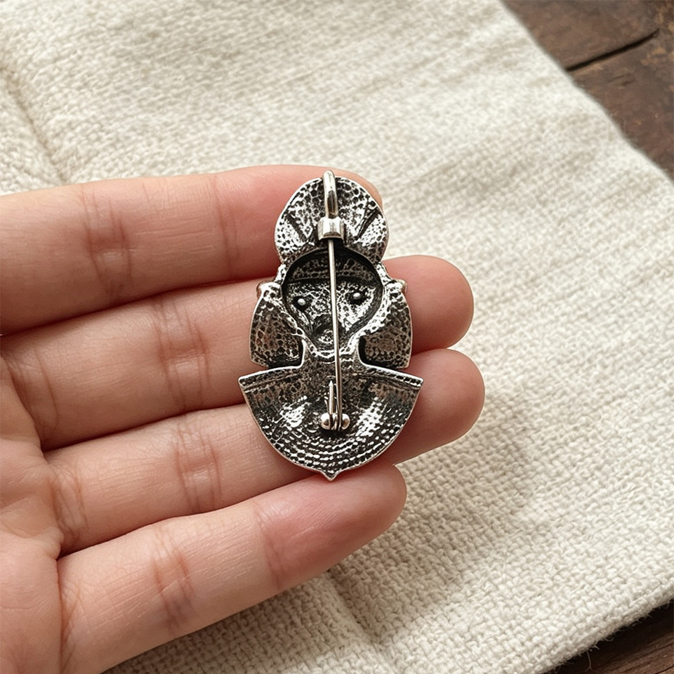 Broche de lapela com acabament - Cosplay Prop avaliação e preço